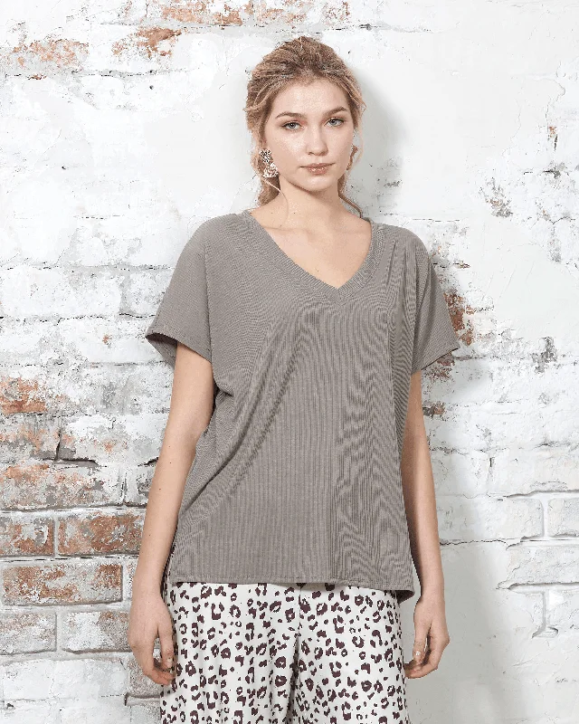 V-Neck Short Sleeve Ribbed Knit Top - Mushroom