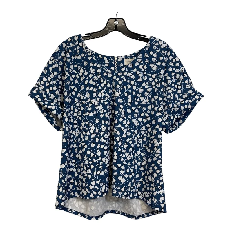 Top Short Sleeve By Melloday In Blue White, Size: L